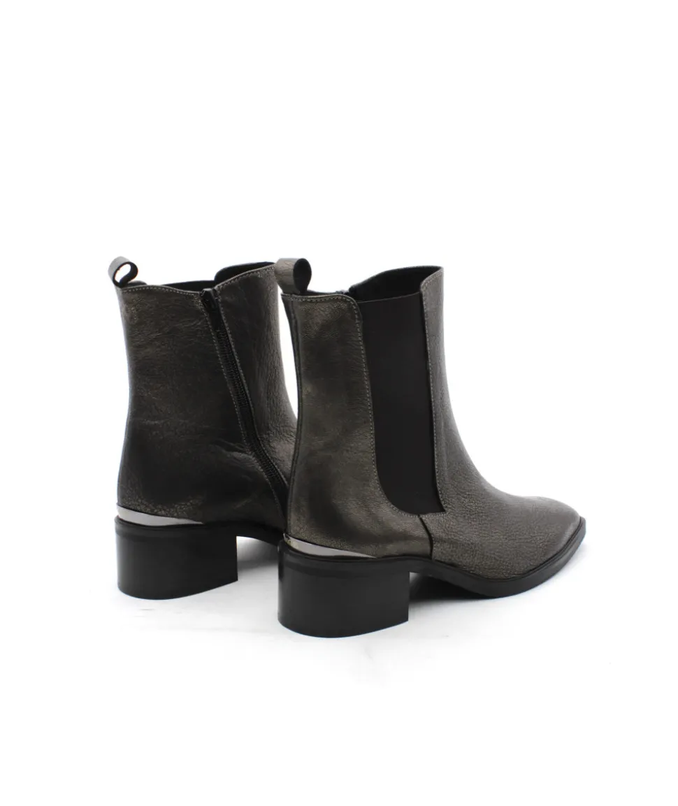 Adige Candy-104