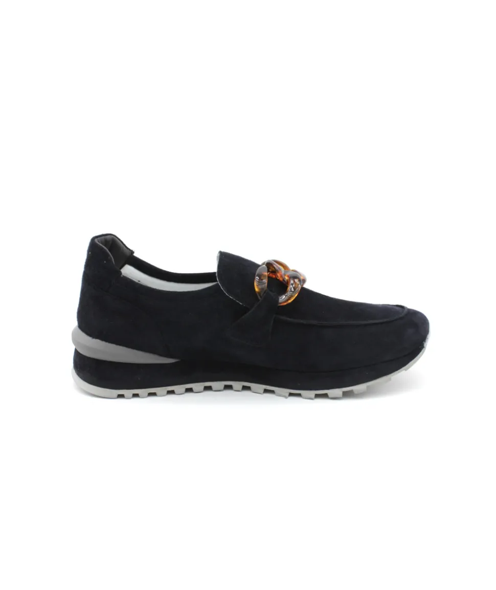 Adige Yonir 223