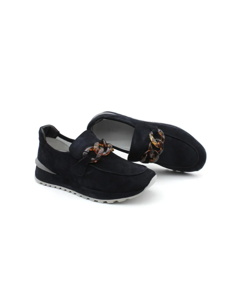 Adige Yonir 223
