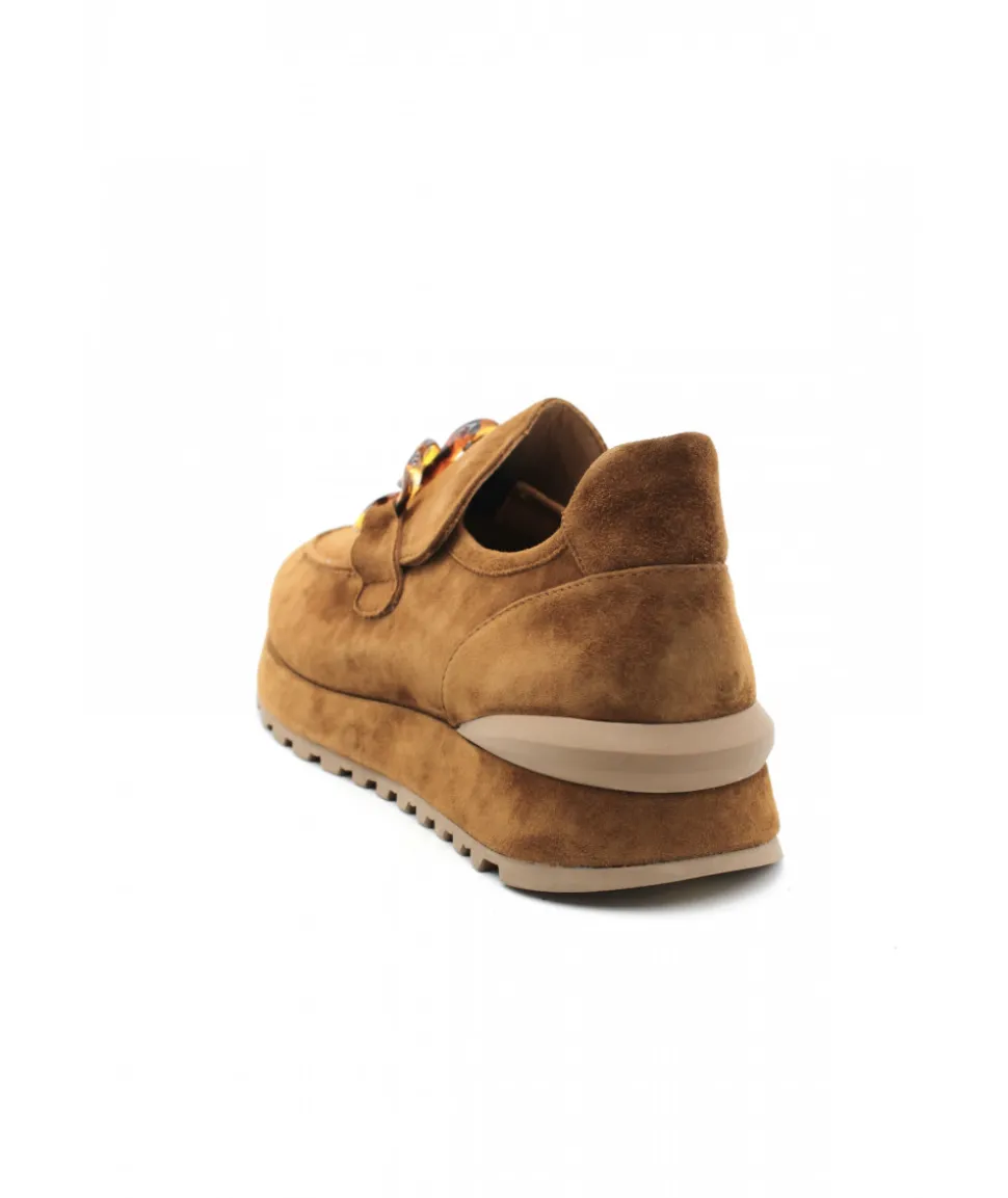 Adige Yonir 102