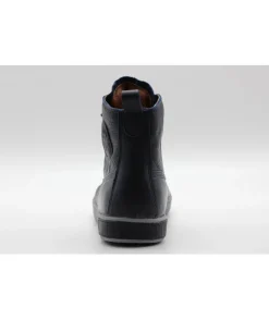 Blackstone Am02