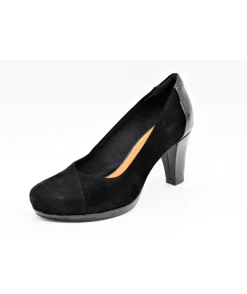 Clarks Chorus Carol