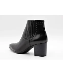 Dorking 7702 Lesly
