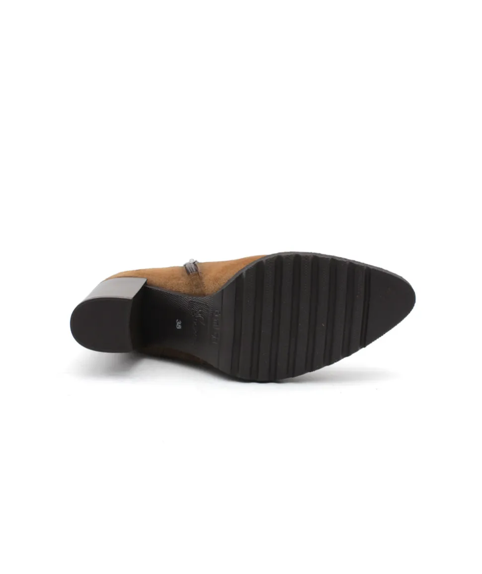 Dorking D8897 Thais