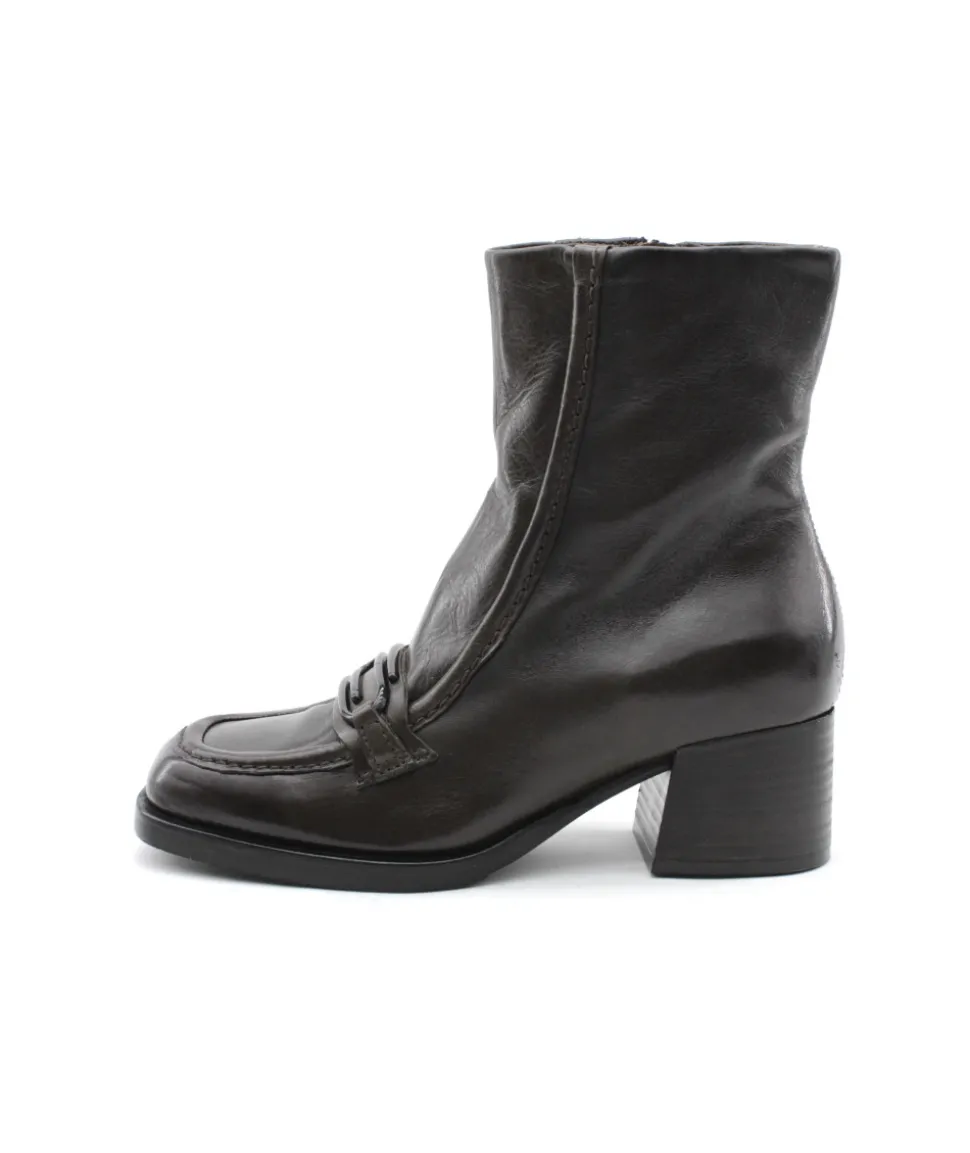 Mjus T02203