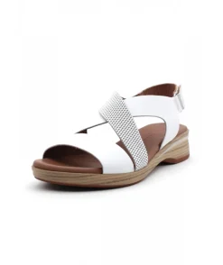 Paula Urban 4-421