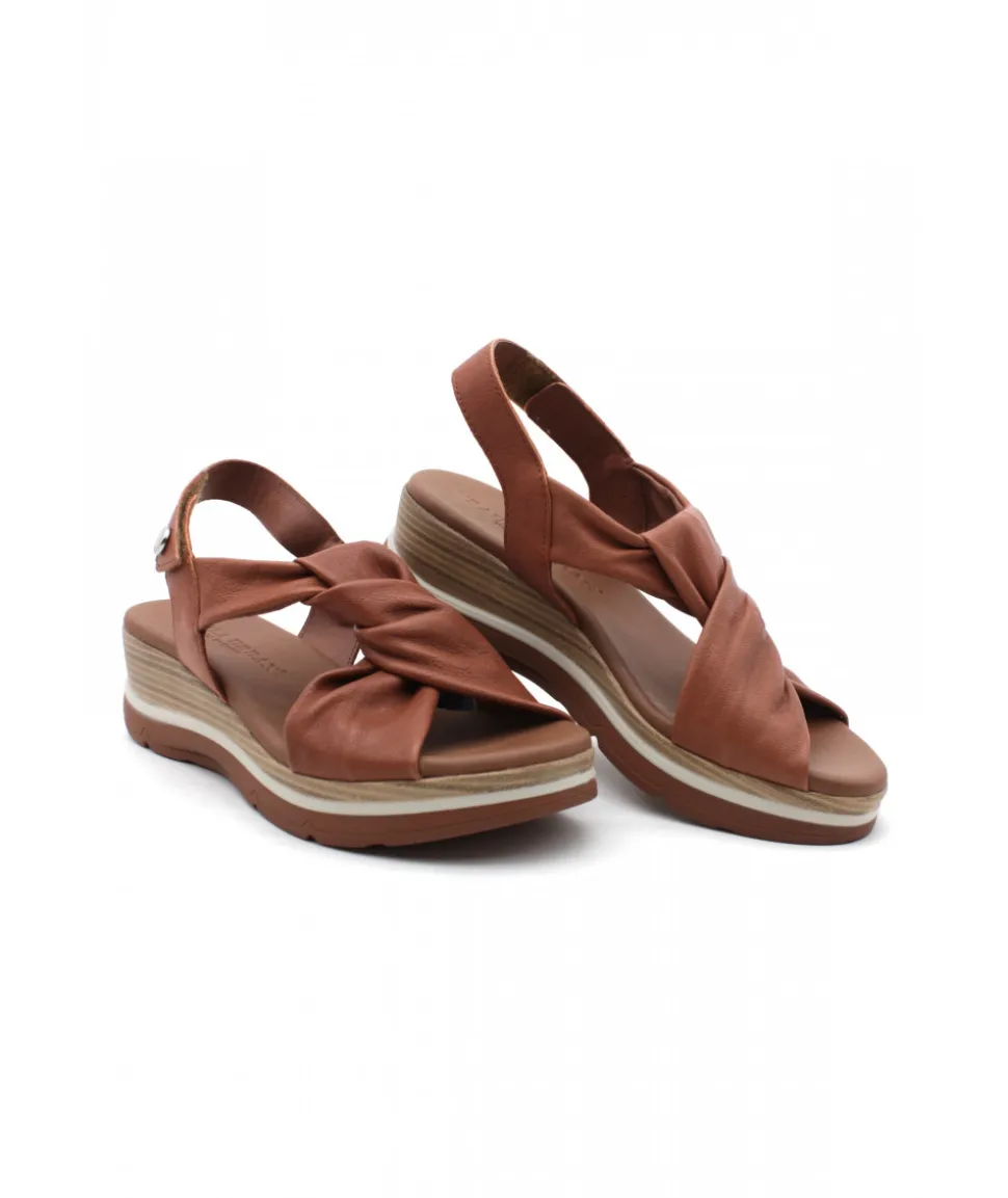 Paula Urban 2-335