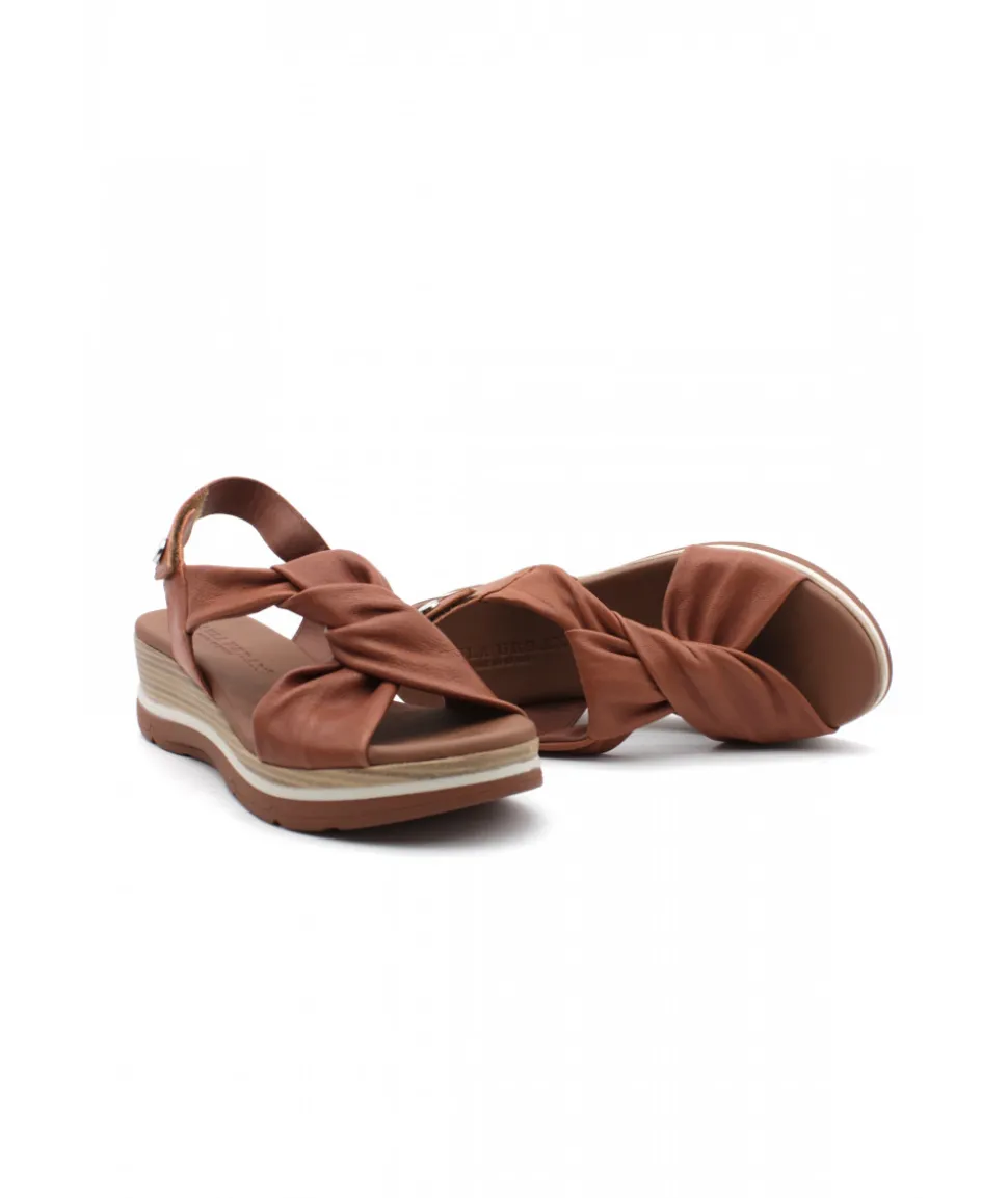 Paula Urban 2-335