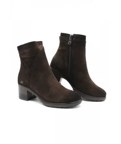 Paula Urban 8-1173