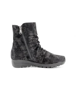 Paula Urban 2258