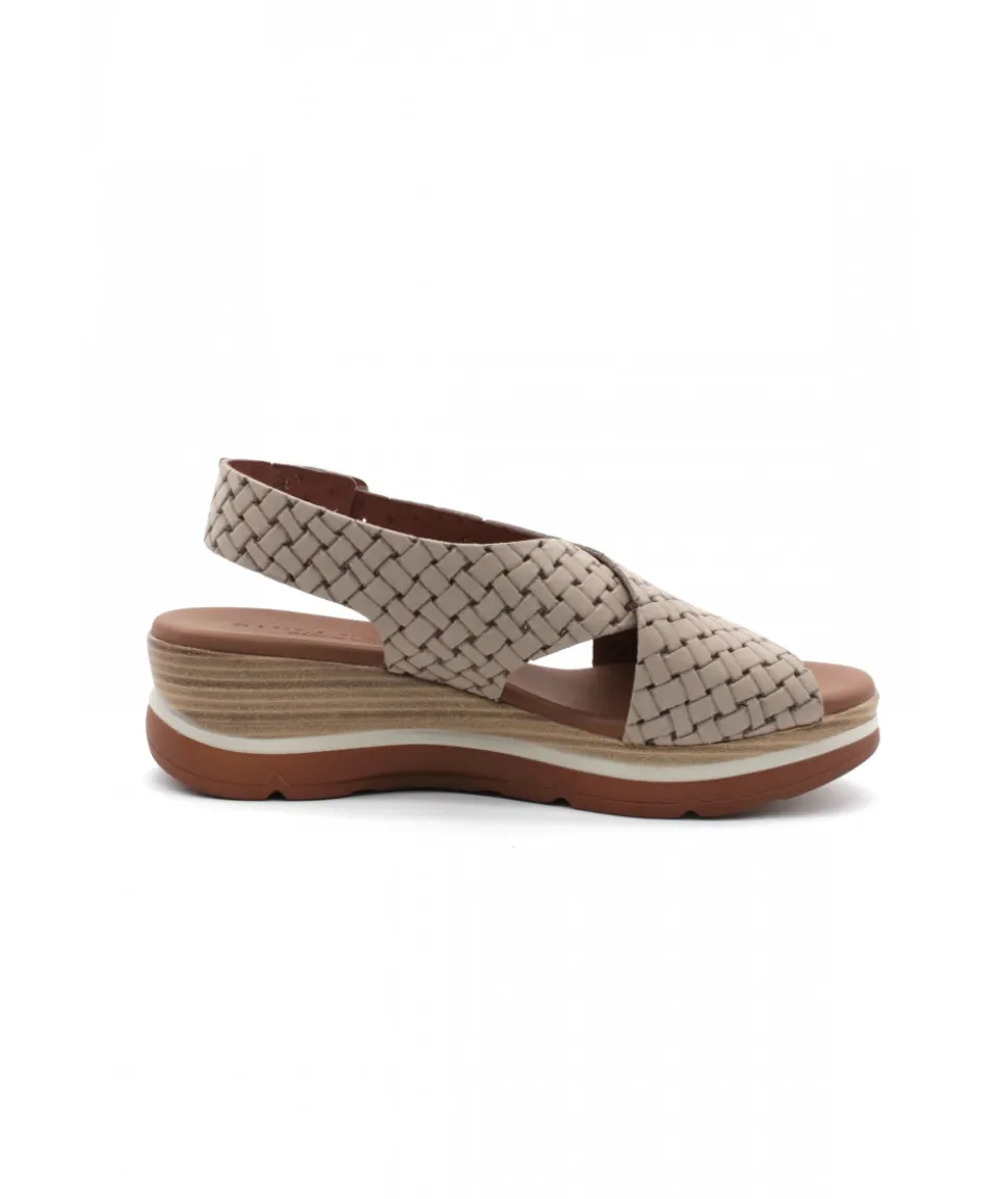 Paula Urban 2-457