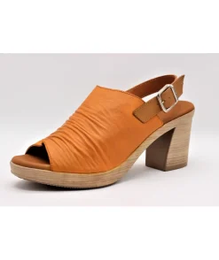Paula Urban 17233